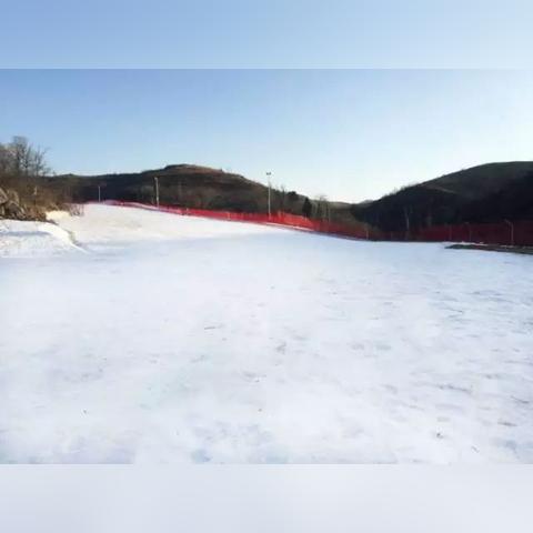 雪场周围做什么生意好赚钱——探寻雪场旅游产业链的商业机会