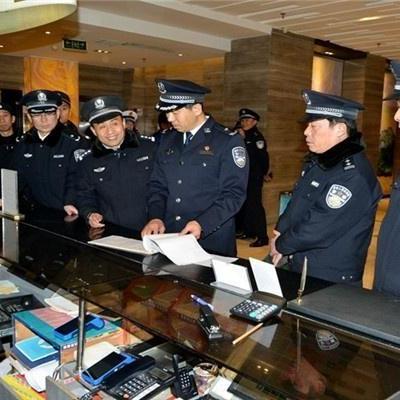 警察私下查酒店记录，探究背后的真相与合法性