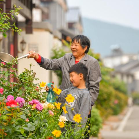 民宿加盟包装修嘛，打造独特住宿体验的关键要素